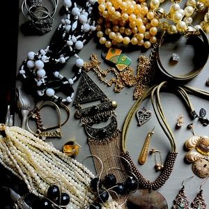 Jewelry lot mixed